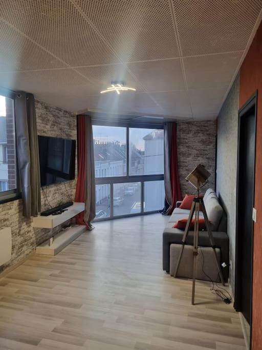 Cosy Loft - Calais Apartment Exterior photo